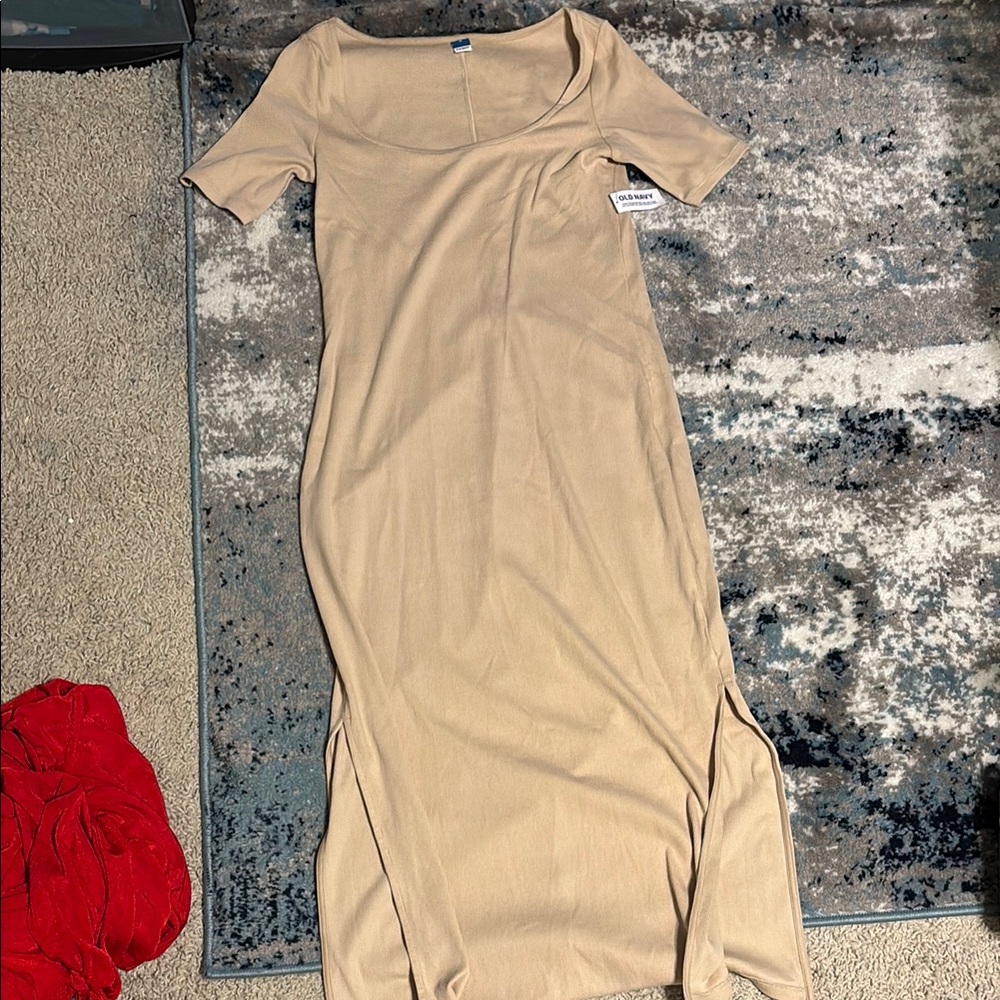 Cream Sheath Midi Dress Scoop Neck Short Sleeve